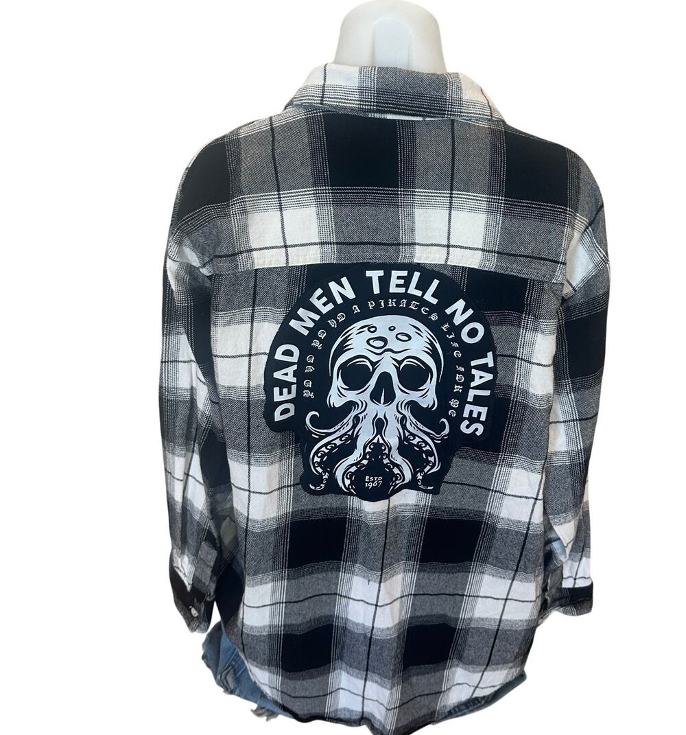 Pirates of the Caribbean Plaid Flannel Shirt LARGE Oversized Unique Davy Jones